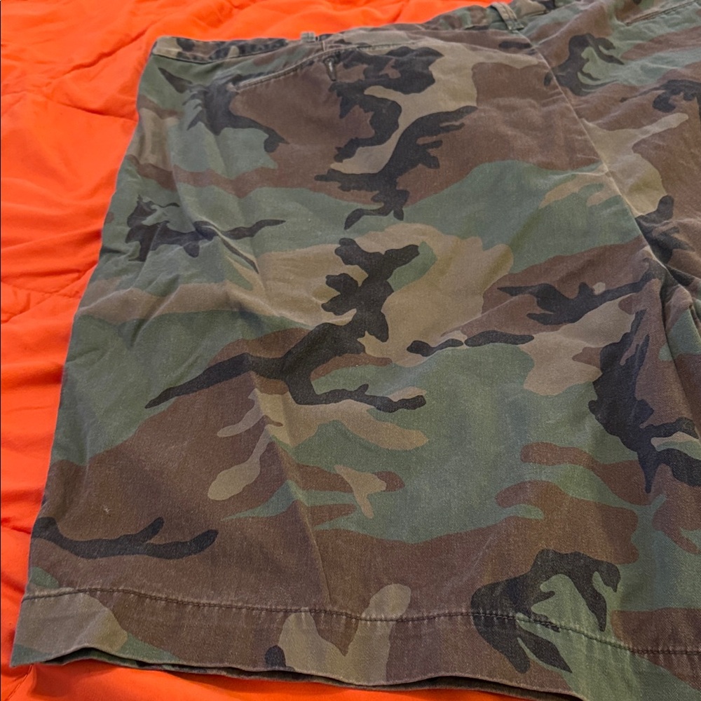 Polo by Ralph Lauren Men's Green Camouflage Shorts - Picture 10 of 16